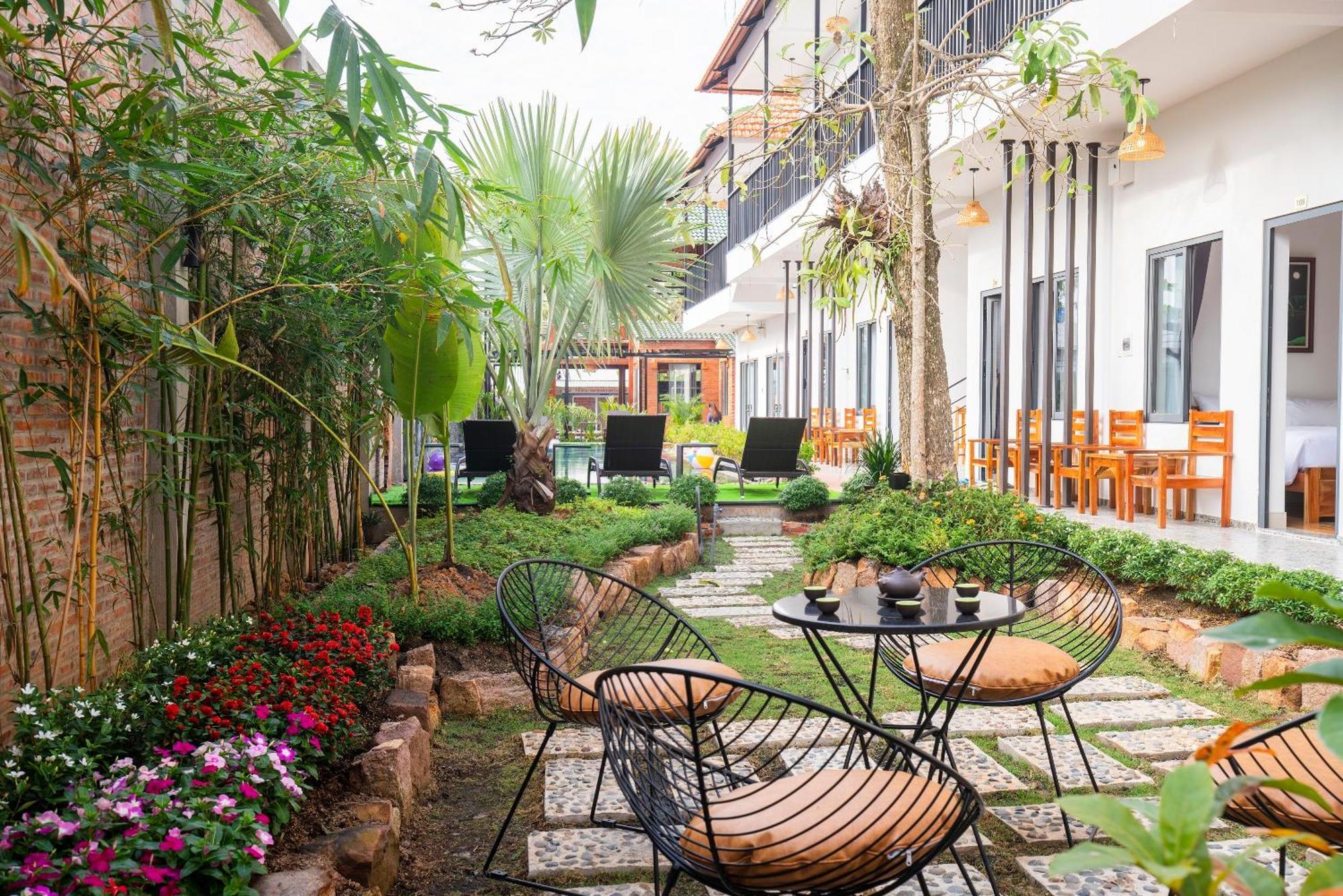 Aurora House Hotel Phu Quoc Exterior photo