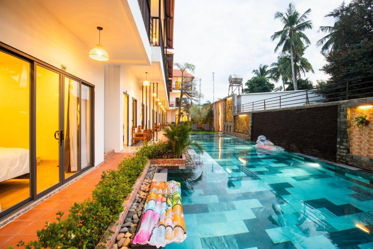 Aurora House Hotel Phu Quoc Exterior photo